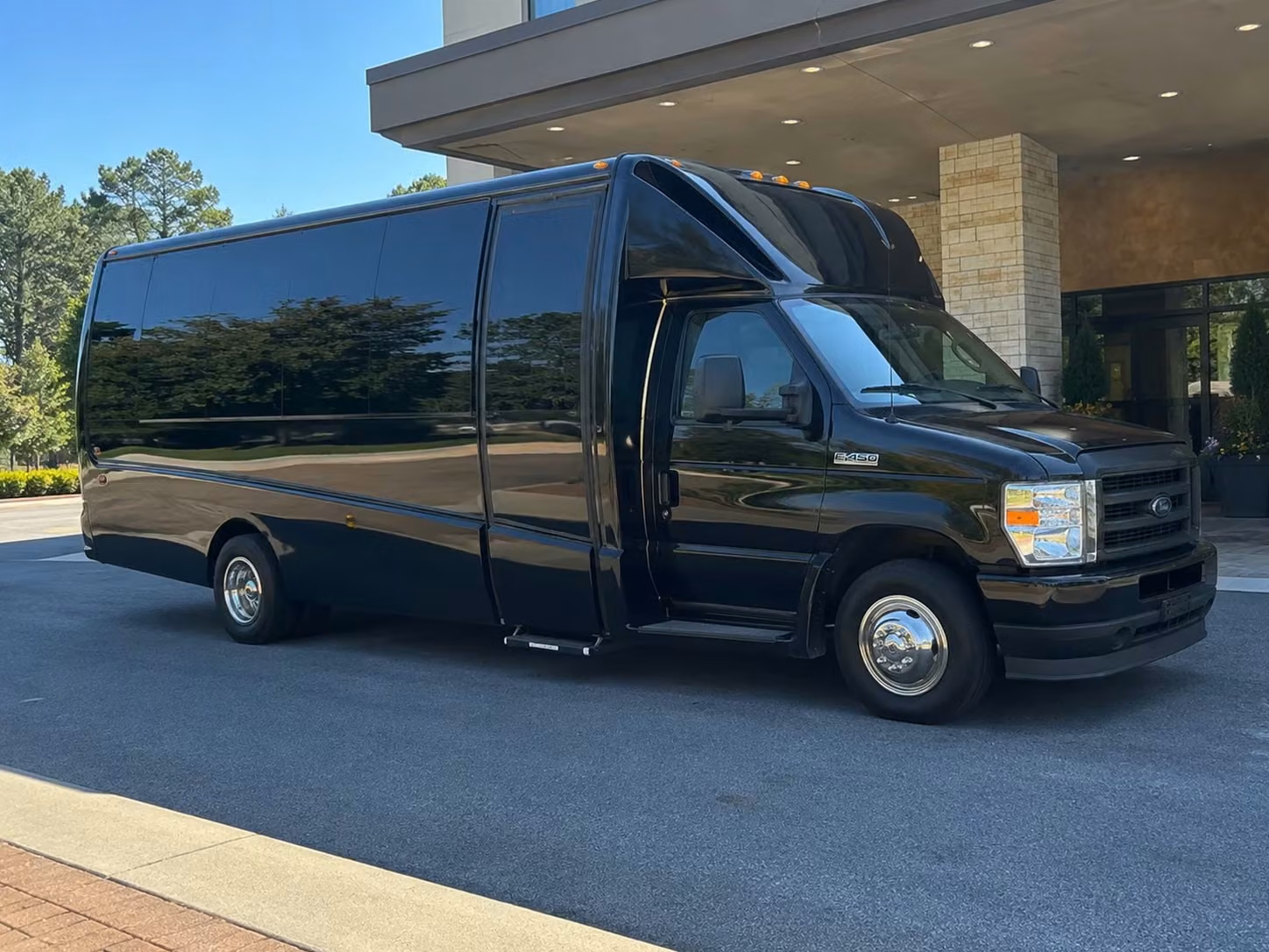 20 passenger minibus
